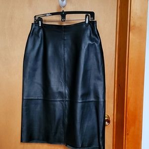 Genuine leather skirt